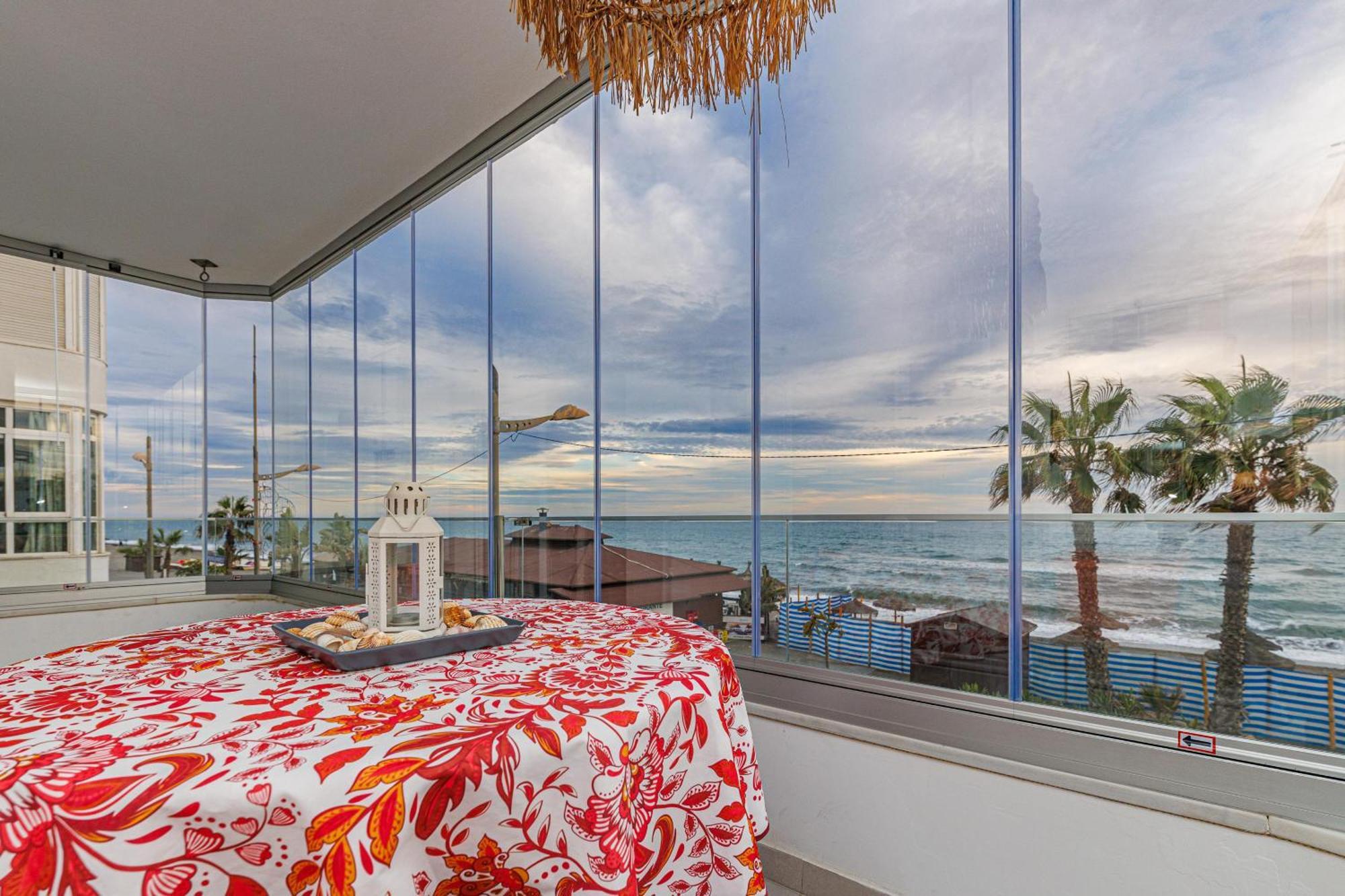 Laguna Beach Wohnung Mit Freiem Meerblick Torrox Bagian luar foto
